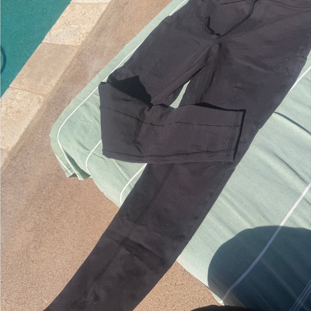ALO Yoga Black Leggings